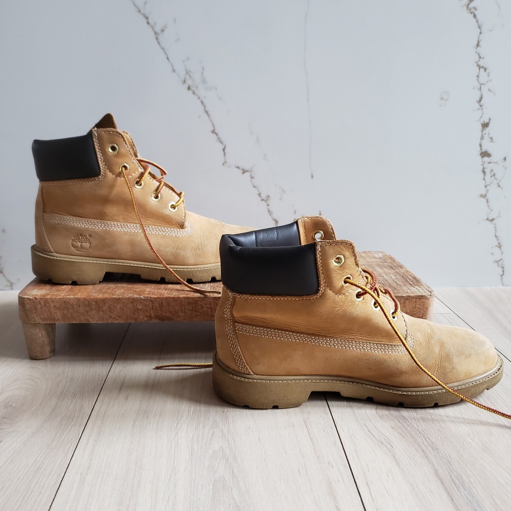 Timberland Boots‎ Boys 5 Wheat Nubuck Leather 6 Inch Premium Waterproof Classic